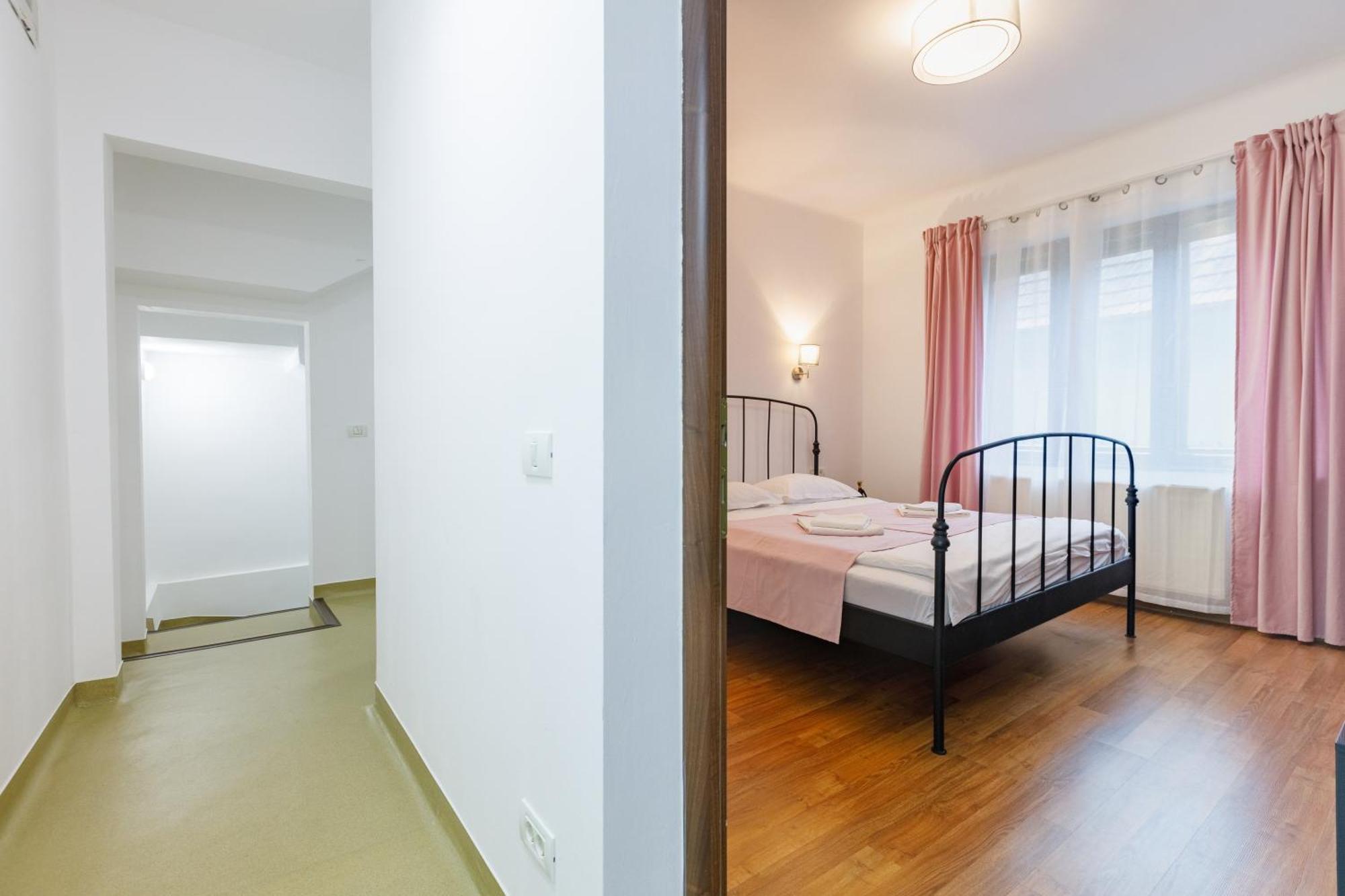 Apartament Modern Brasov Luaran gambar