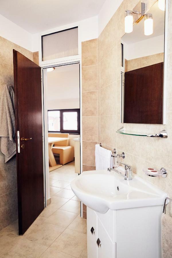 Apartament Modern Brasov Luaran gambar